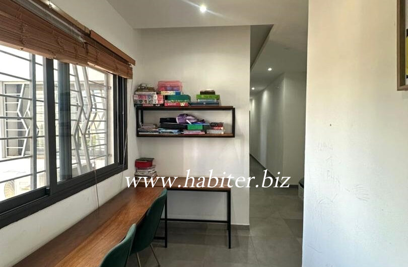 Appartement de 197m2 à vendre au point E