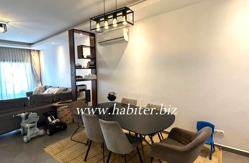 Appartement de 197m2 à vendre au point E