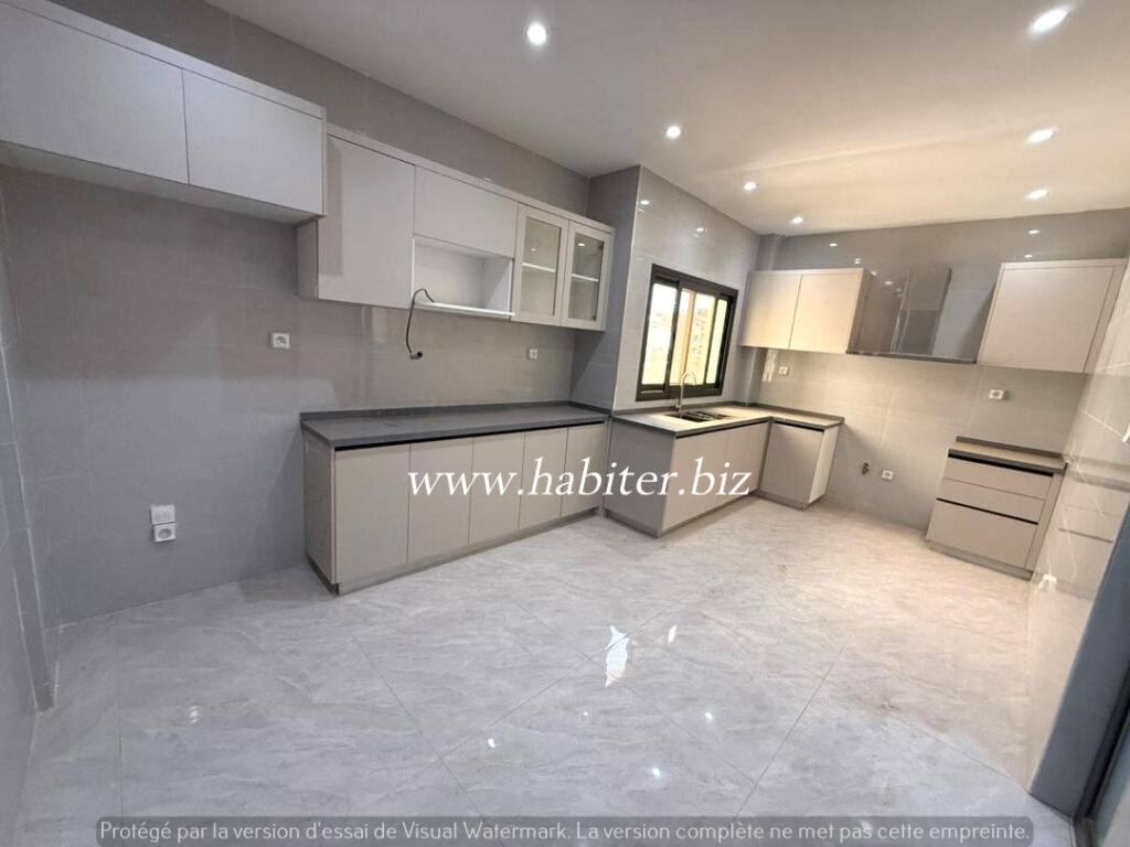 Appartement de type F4 à louer à Ngor almadies