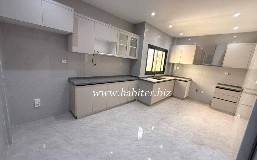 Appartement de type F4 à louer à Ngor almadies