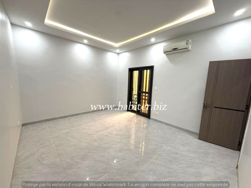 Appartement à louer aux almadies à la zone de recasement