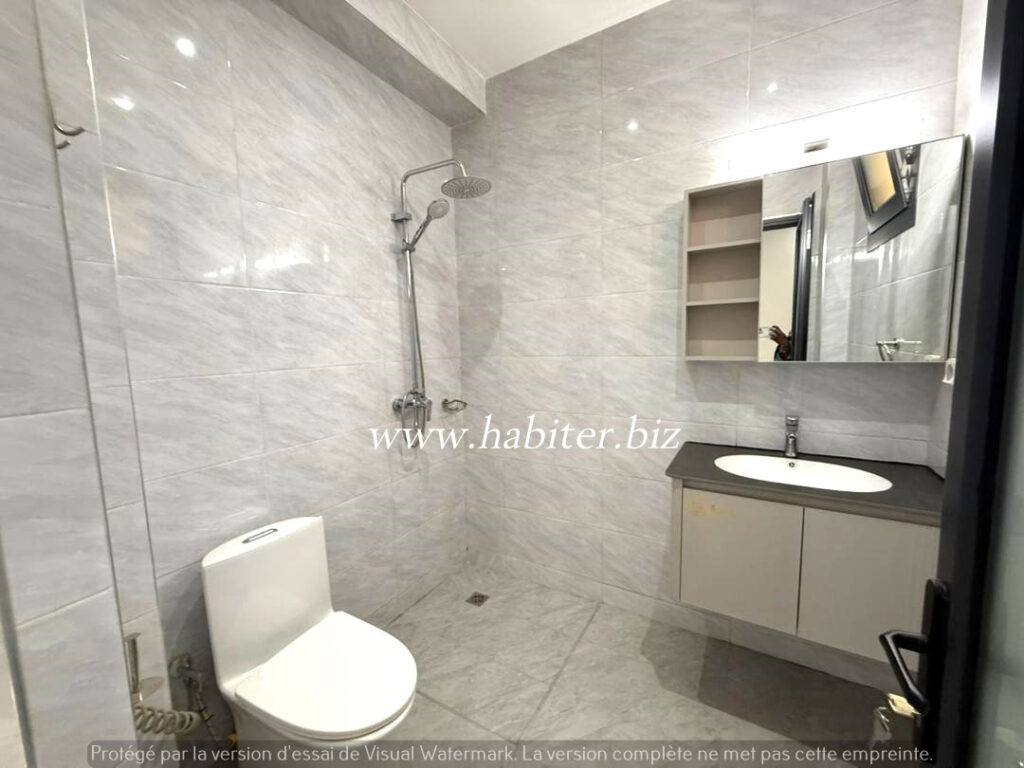 Appartement à louer aux almadies à la zone de recasement