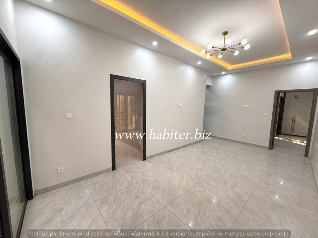 Appartement à louer aux almadies à la zone de recasement