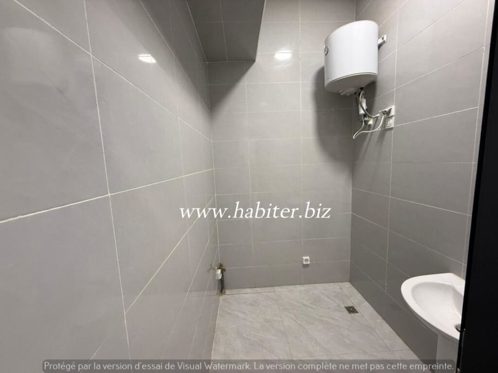 Appartement à louer aux almadies à la zone de recasement