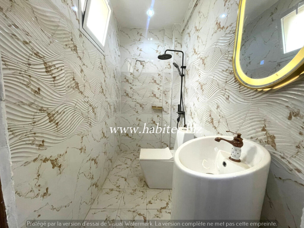 Appartements à louer au Point E