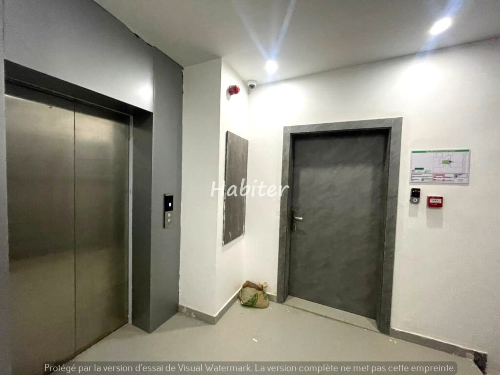 Appartement à louer au Point E