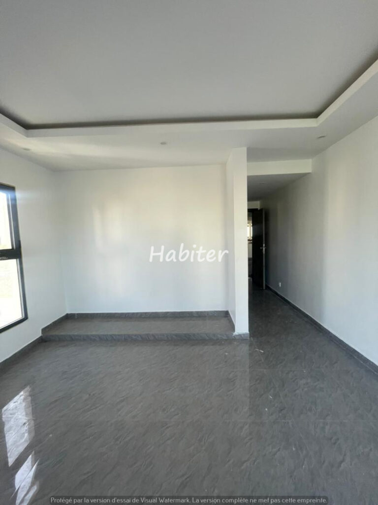 Appartement à louer au Point E