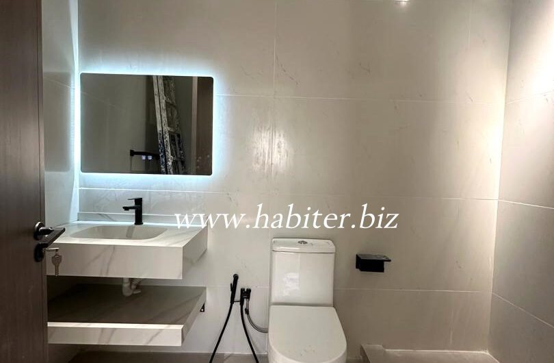 Appartement à louer au Point E