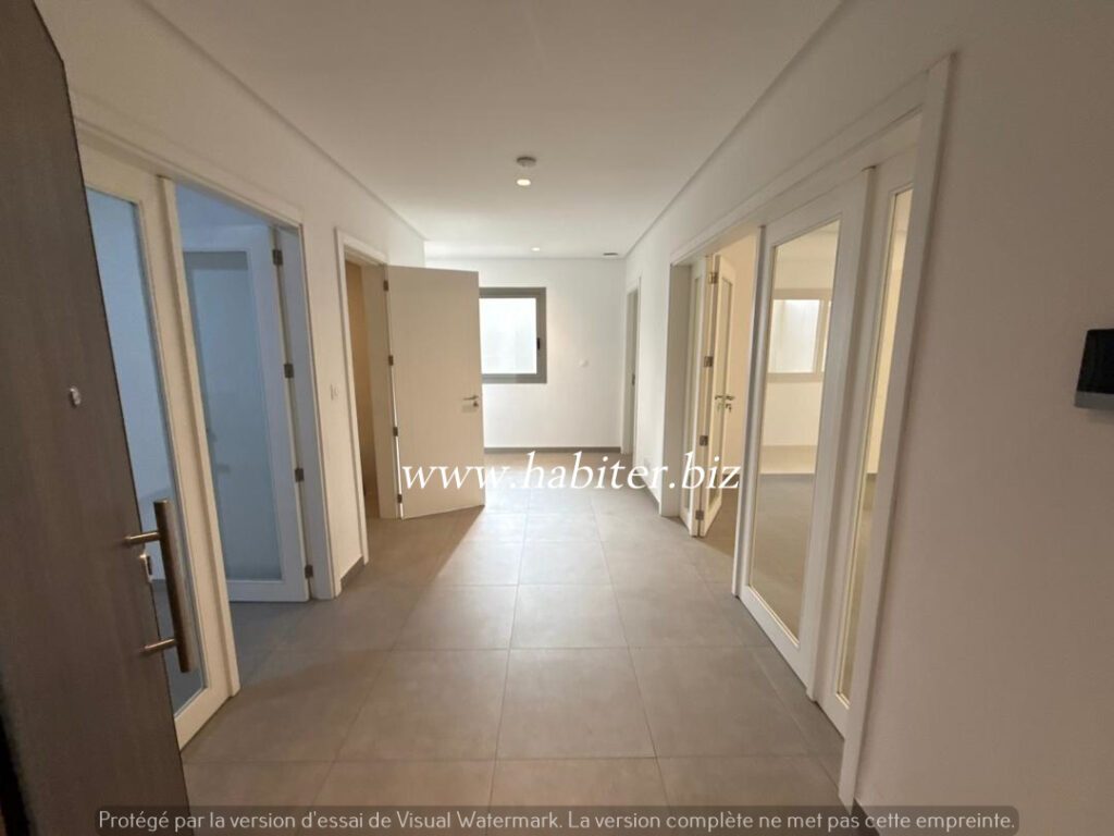 Appartement de type F4 à louer au point E