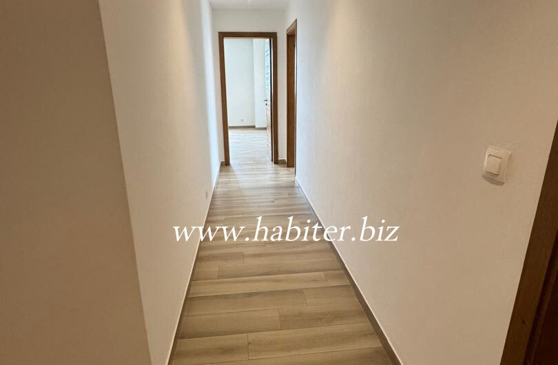 Appartement de type F4 à louer à Mermoz vue sur mer