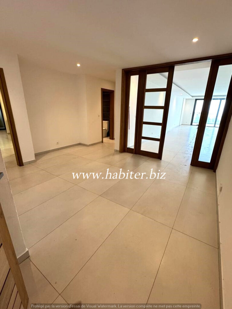 Appartement de type F4 à louer à Mermoz vue sur mer