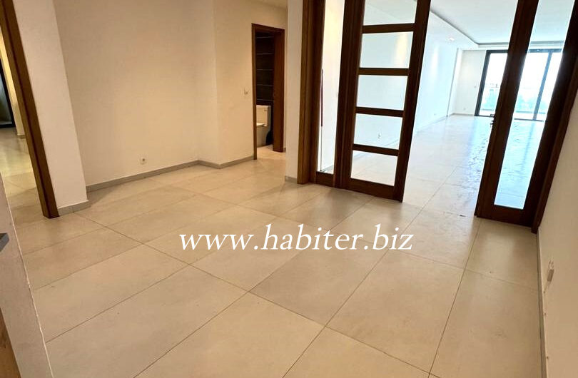 Appartement de type F4 à louer à Mermoz vue sur mer