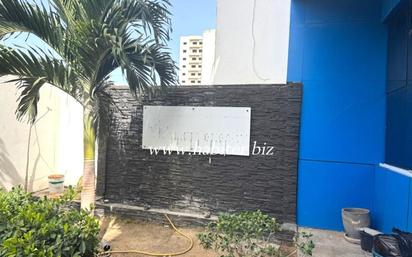 Villa R+2 à louer aux Mamelles