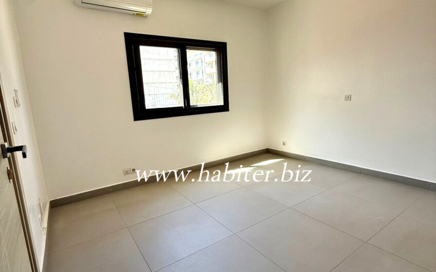 Magnifique Duplex à louer au Point E