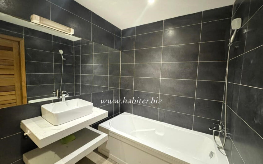 Appartement vue sur mer à louer à Mermoz