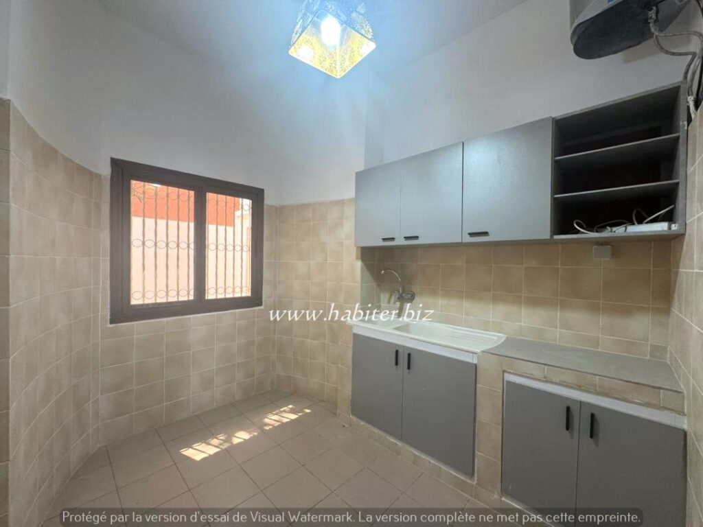 Villa R+1 à louer à Mermoz
