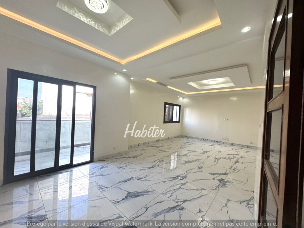 Appartement à louer à Mermoz