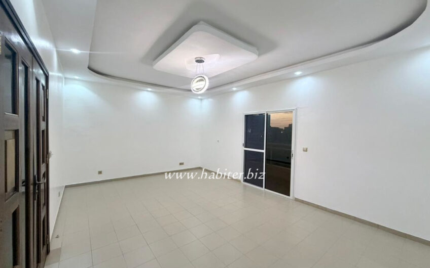 Appartement spacieux à vendre au cœur de à Cité Keur Gorgui