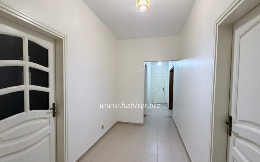 Appartement spacieux à vendre au cœur de à Cité Keur Gorgui