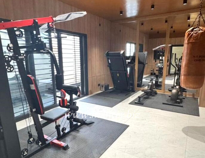 Appartement à louer au Point E