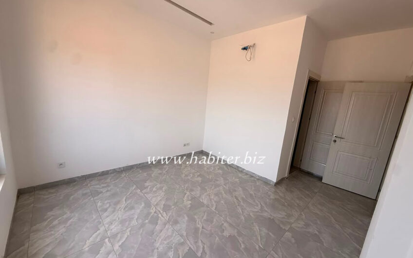 Appartement à louer à la zone de recasement
