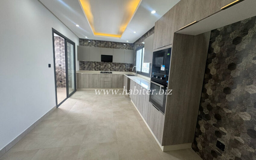 Magnifique appartement à louer a Fann résidence