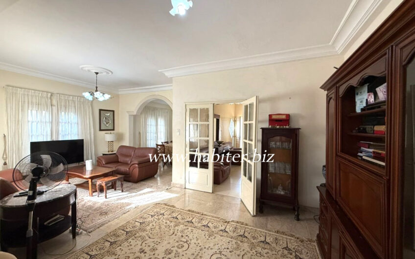 Villa R+1 à vendre à Sipres 1