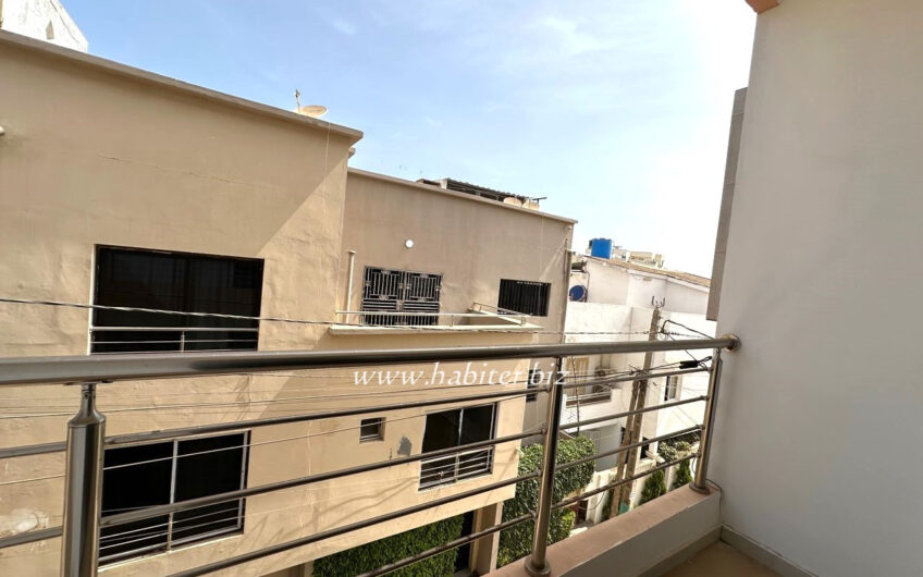 Appartement à louer à la cité BIAGUI