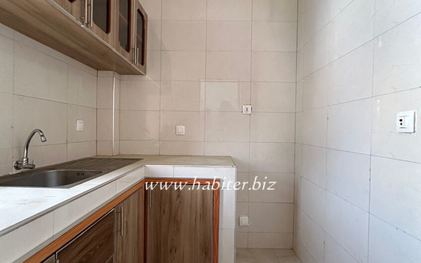 Appartement à louer à la cité BIAGUI
