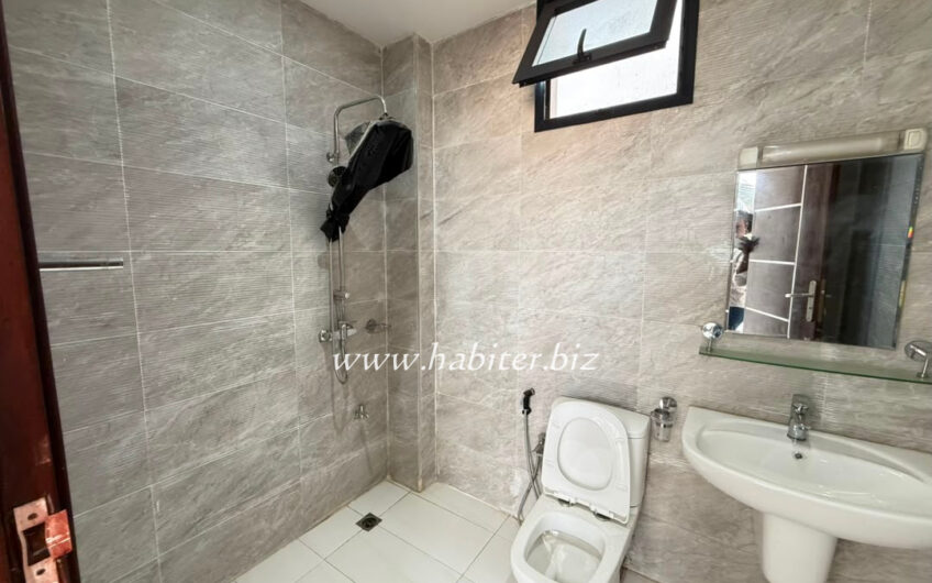 Appartement à louer à front de terre