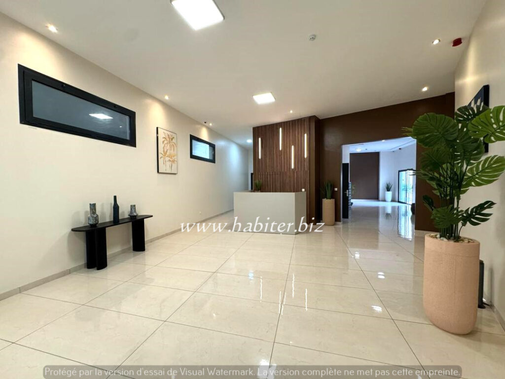 Appartement meublé à louer au Point E