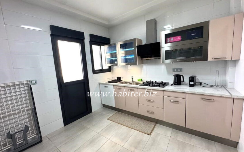 Appartement meublé à louer au Point E