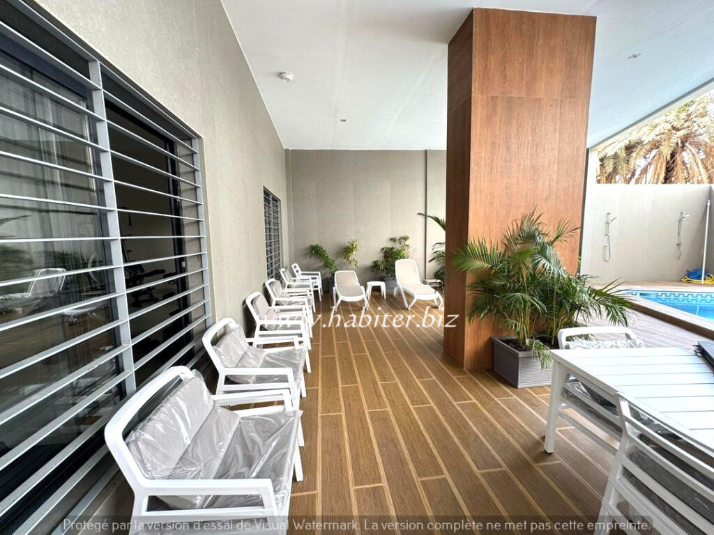 Appartement meublé à louer au Point E