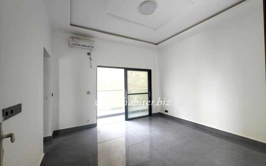 Appartement F3 à louer à la zone de Recasement