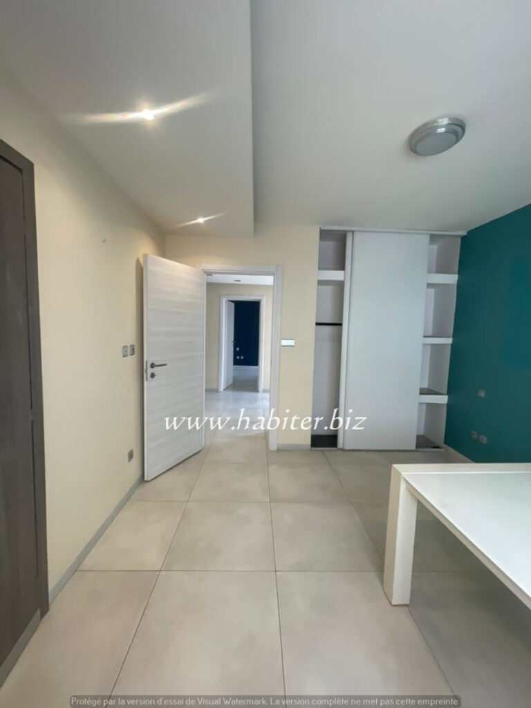 Appartement à louer sur Yoff onomo