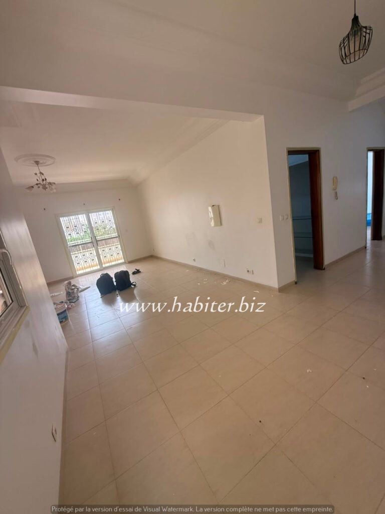 Appartement à louer sur Yoff onomo