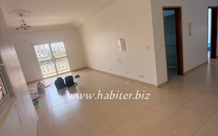 Appartement à louer sur Yoff onomo