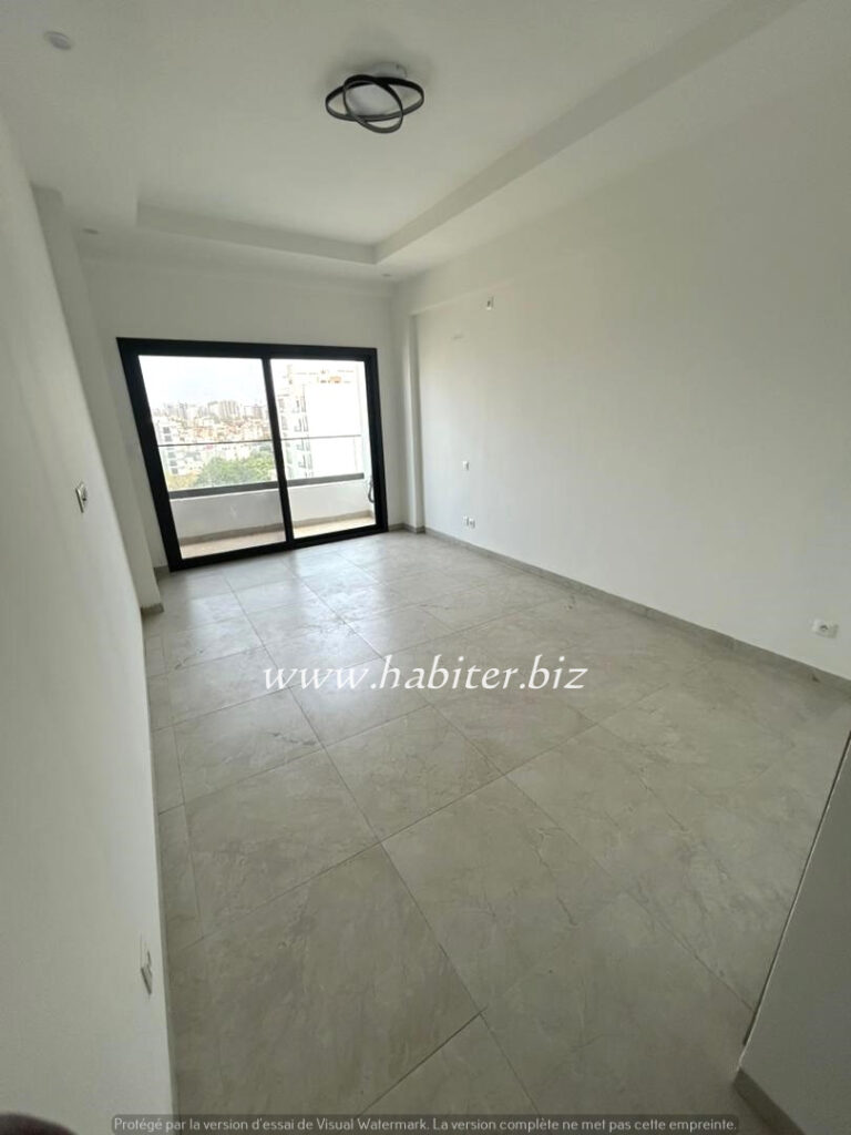 Appartement à louer à Amitié 1
