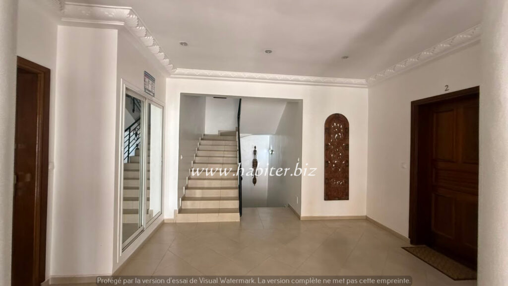 Appartement à louer au 2ème étage à Ngor
