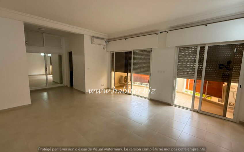 Appartement à louer au 2ème étage à Ngor