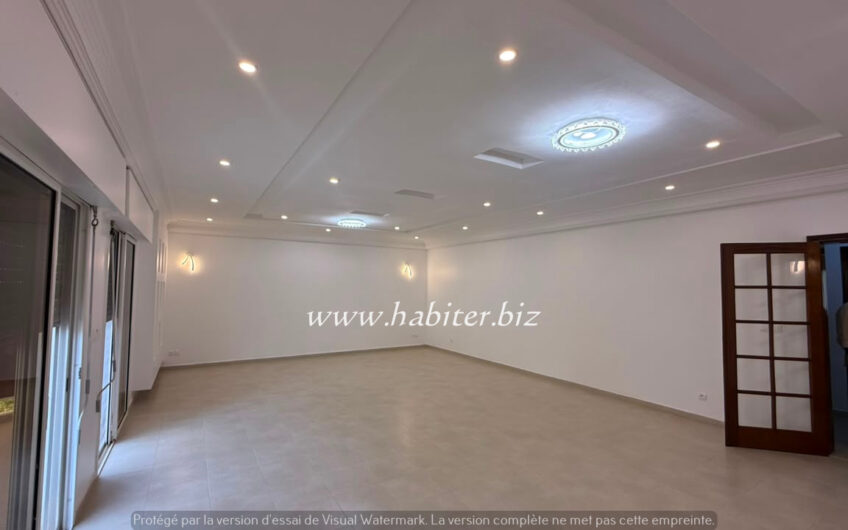 Appartement à louer au 2ème étage à Ngor