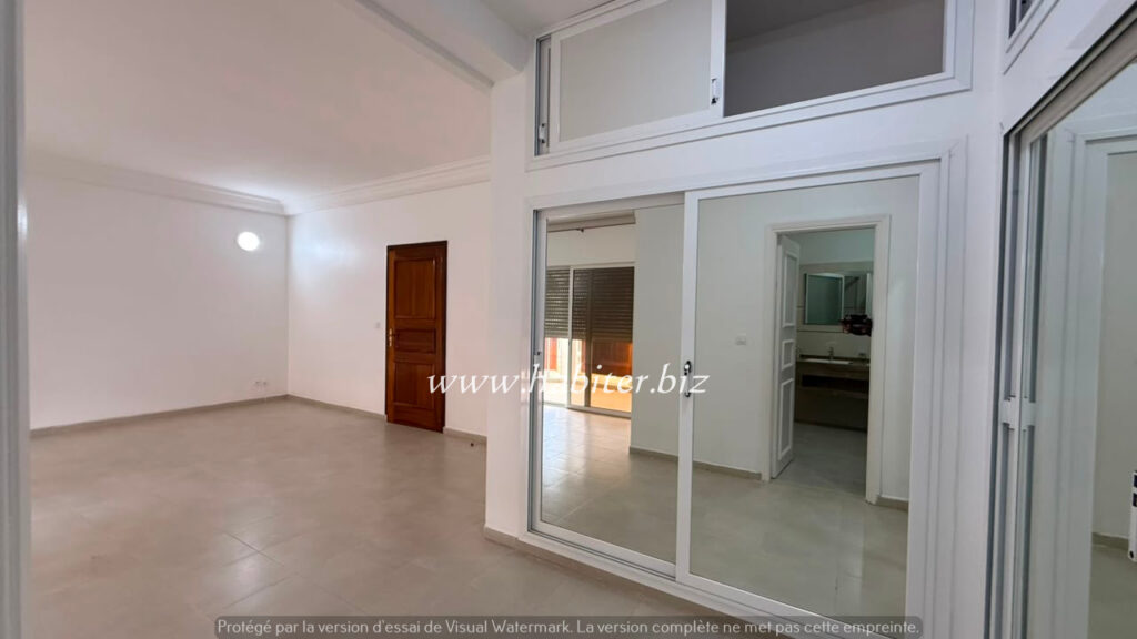 Appartement à louer au 2ème étage à Ngor