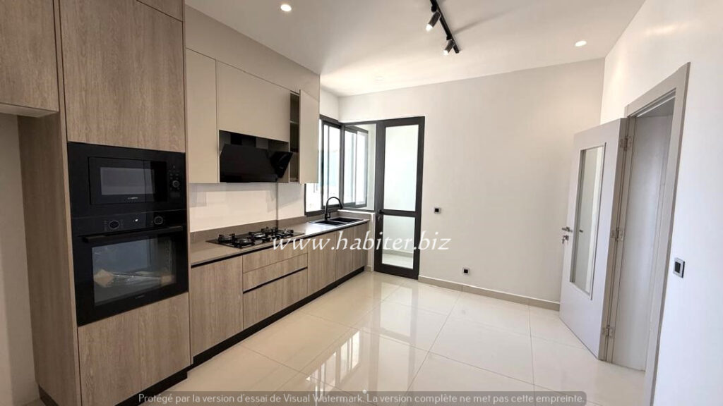 Appartement avec vue mer à louer à Mermoz