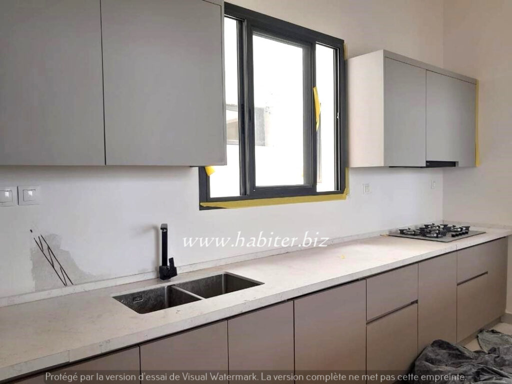 Appartement F4 à louer aux Almadies