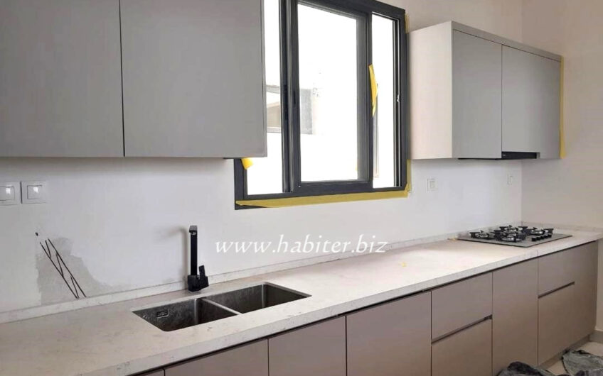 Appartement F4 à louer aux Almadies