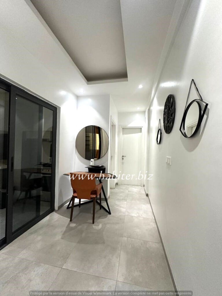 Studio meublé à loué au Virage avec vue sur mer