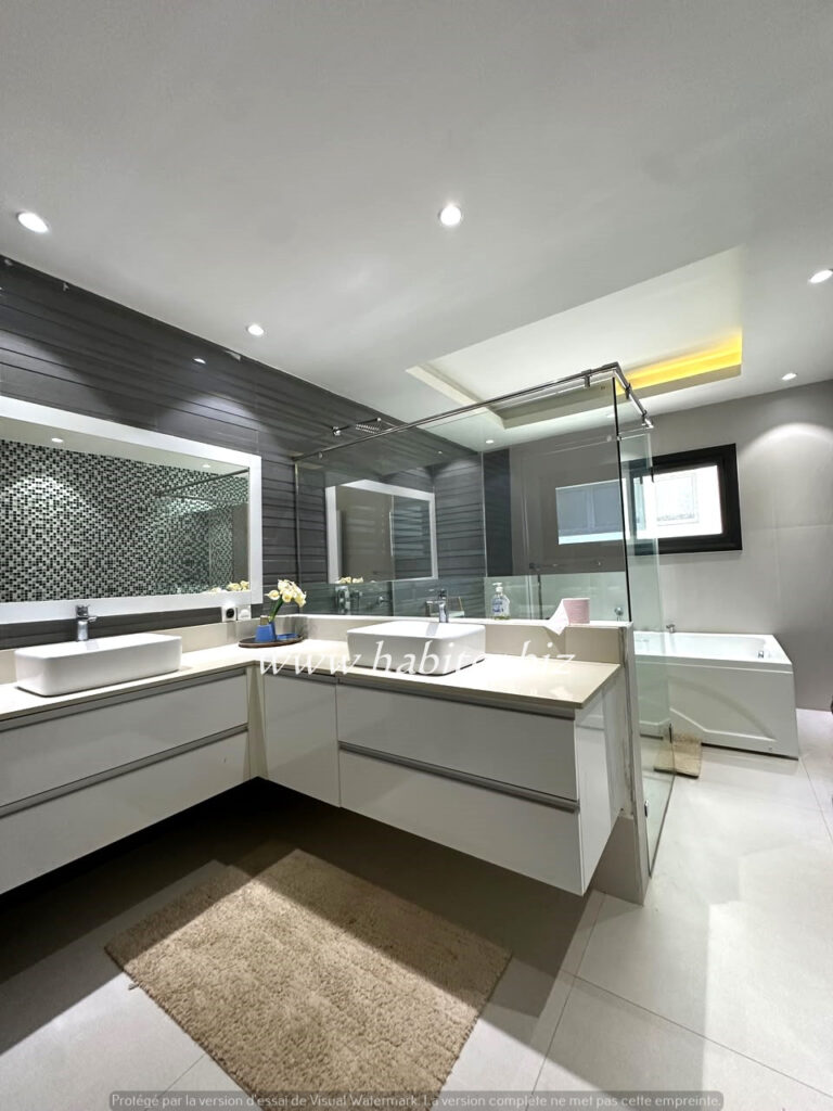 Appartement Duplex meublé à louer au Virage avec vue mer