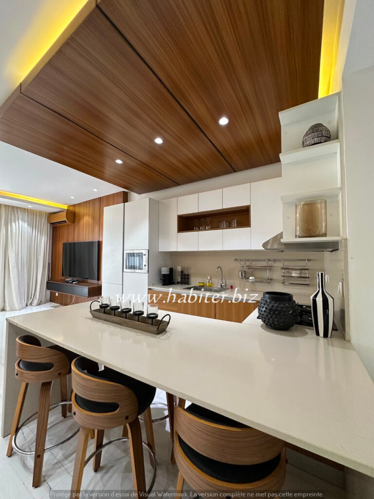 Appartement Duplex meublé à louer au Virage avec vue mer