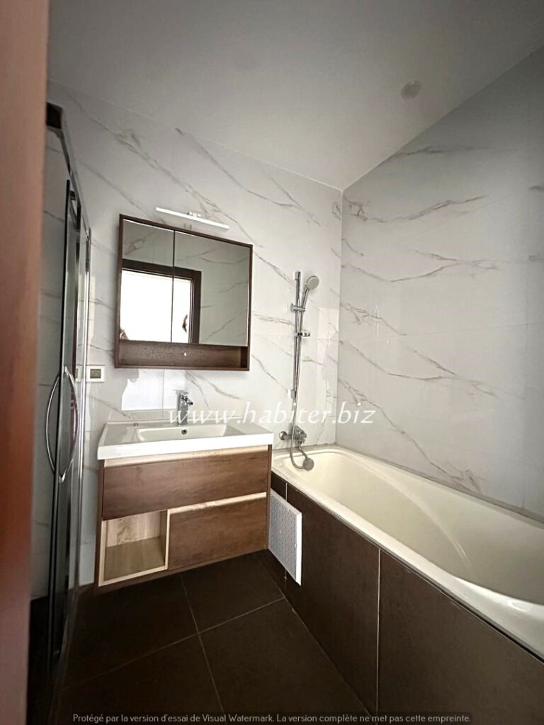Appartement à louer au Point E avec vue mer