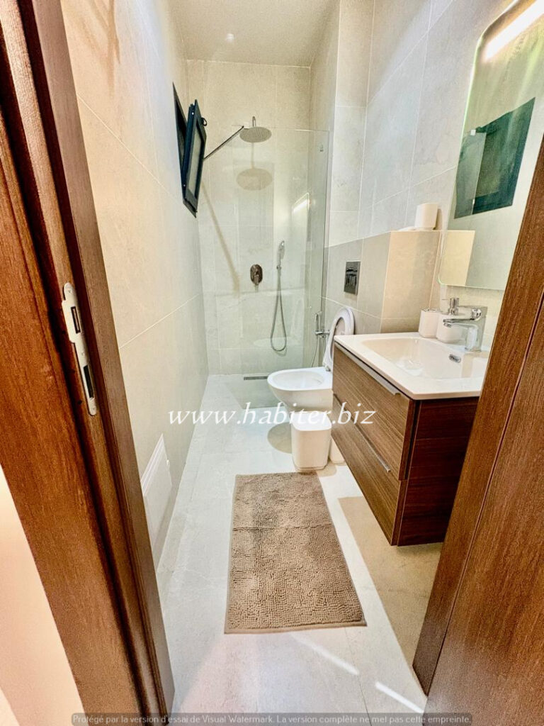 Appartement F2 meublé à louer à Mermoz